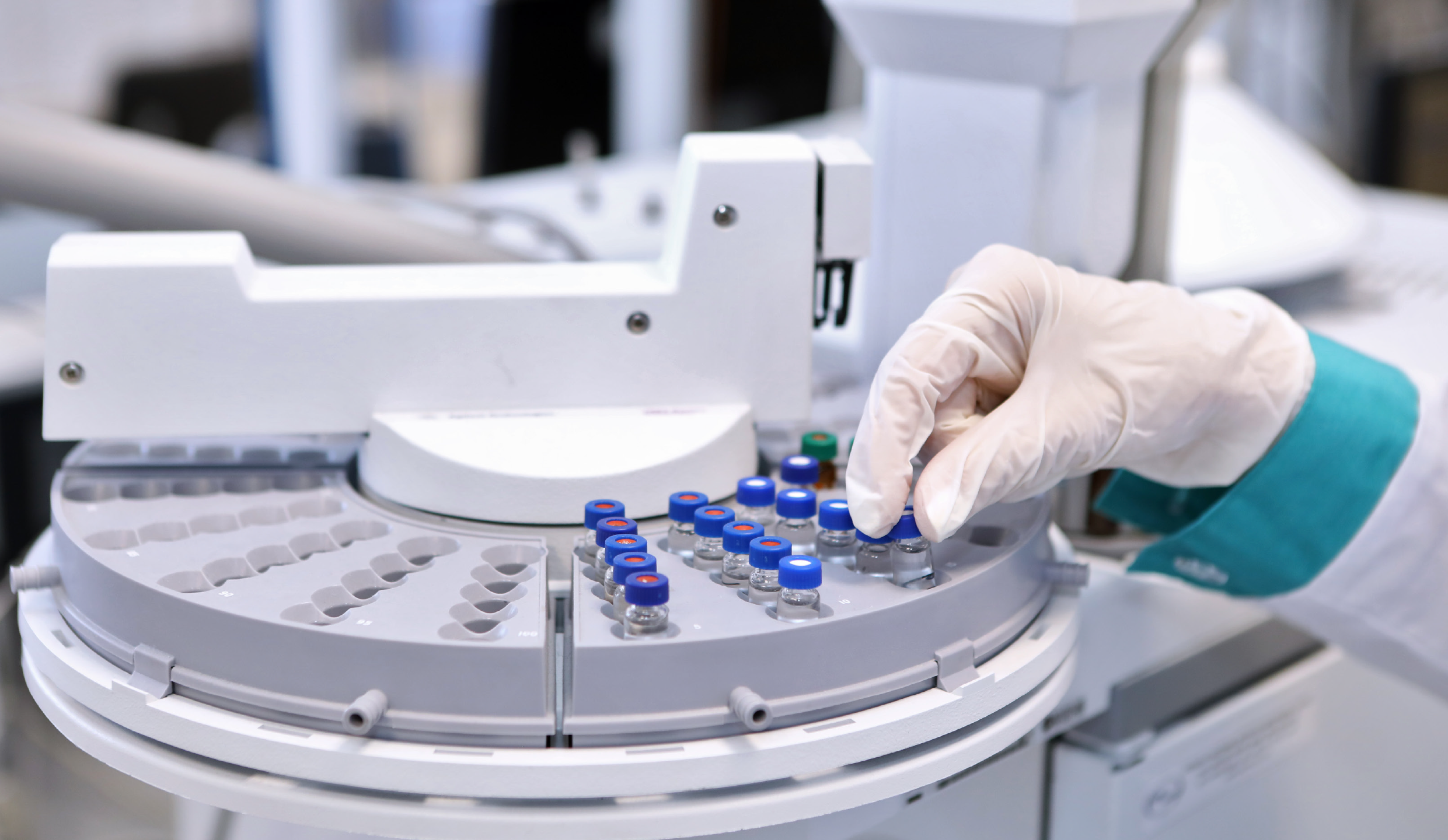 Feature-Rich Application for an Automated Flash Chromatography Instrument